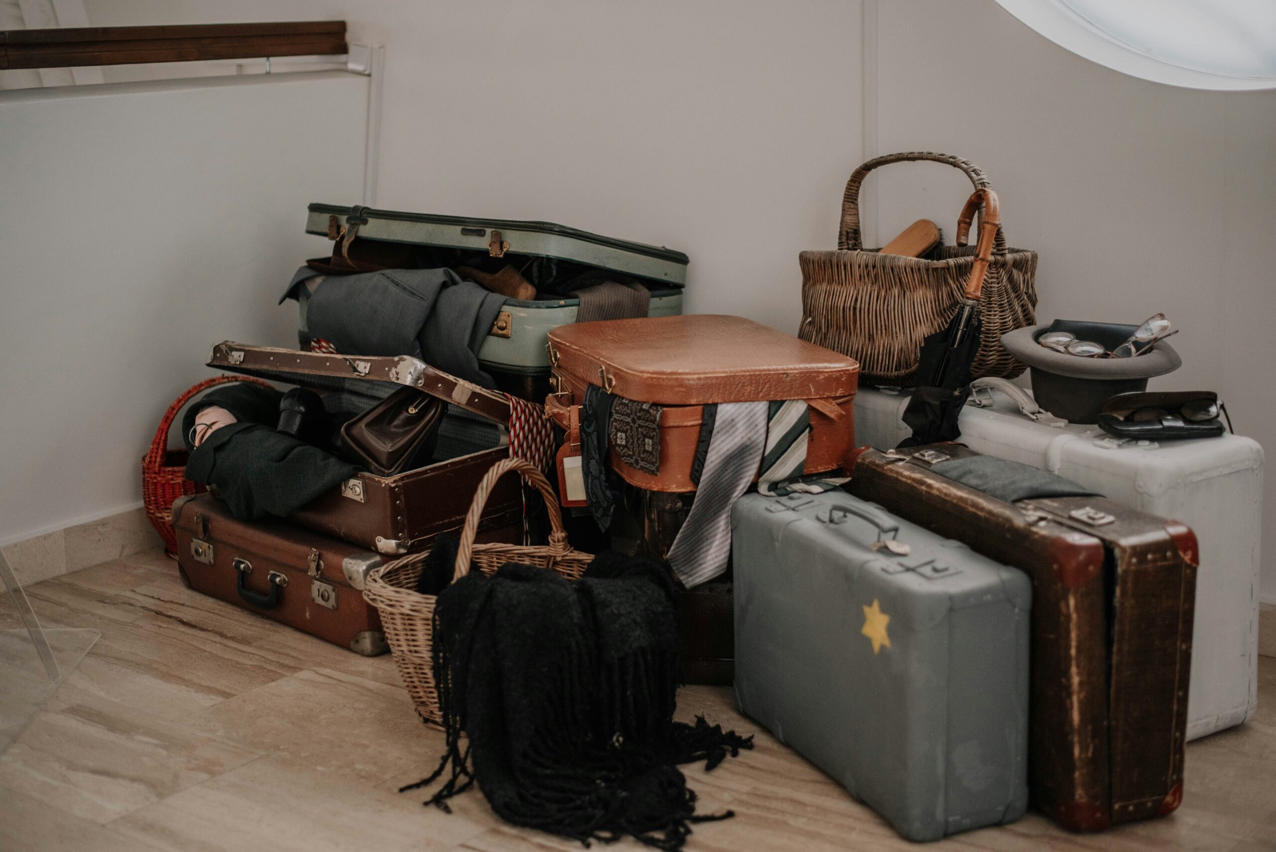 An infographic showing a comparison table between three popular baggage insurance providers highlighting coverage details.